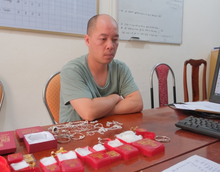Bắt đối tượng cho người nước ngoài thuê tài khoản ngân hàng, giao dịch gần 1000 tỷ đồng - Ảnh 1. Bắt đối tượng cho người nước ngoài thuê tài khoản ngân hàng, giao dịch gần 1000 tỷ đồng - Ảnh 1.