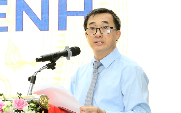 Thứ trưởng Bộ Y tế: Thuốc lá điện tử không phải sản phẩm ít hại, ít nguy cơ đối với sức khoẻ