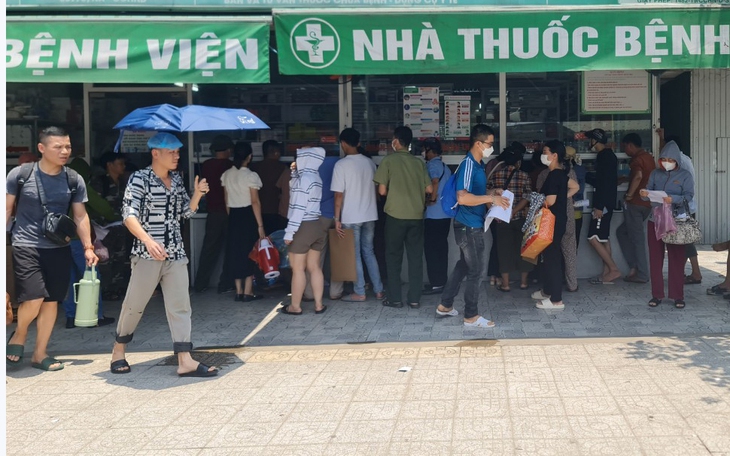 Nắng nóng gay gắt ở Nghệ An: Bệnh viện tận dụng mọi nguồn lực giúp bệnh nhân chống nóng