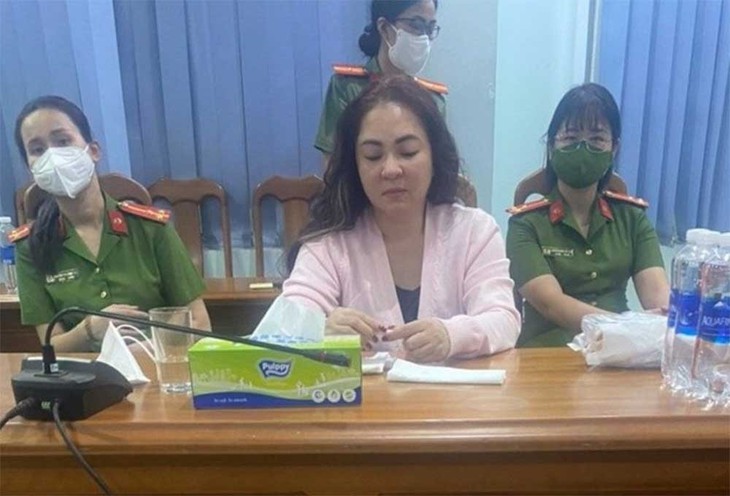 Bà Nguyễn Phương Hằng từ chối 8 luật sư bào chữa do người thân mời - Ảnh 1. Bà Nguyễn Phương Hằng từ chối 8 luật sư bào chữa do người thân mời - Ảnh 1.
