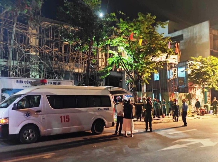 Công tác cứu nạn trong vụ sập sàn bê-tông ở Đà Nẵng được triển khai ra sao? - Ảnh 9.