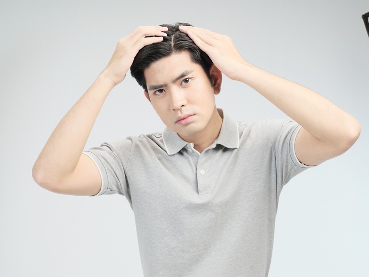 Giải pháp nào cho tình trạng gàu ngứa dai dẳng trong mùa hè oi bức? - Ảnh 1. Giải pháp nào cho tình trạng gàu ngứa dai dẳng trong mùa hè oi bức? - Ảnh 1.