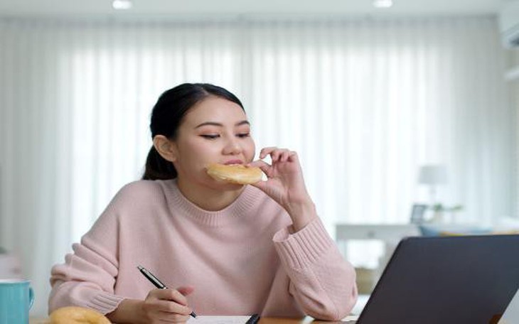 6 thói quen ăn sáng làm chậm quá trình trao đổi chất, cân nặng tăng "vù vù"