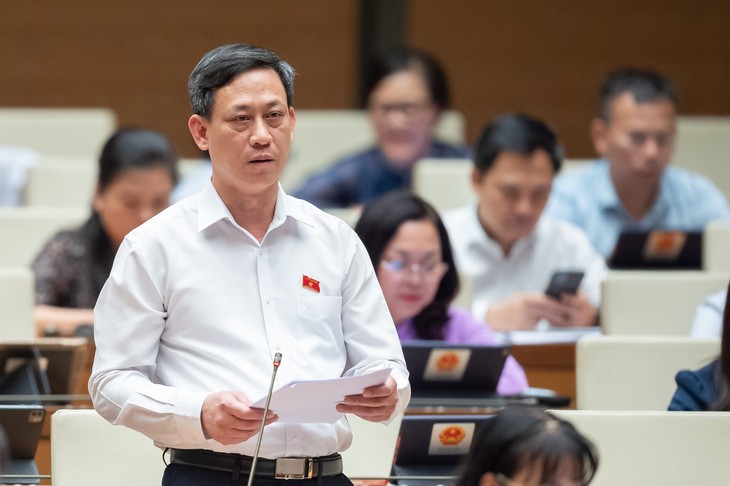 Luật Bảo hiểm y tế cần được sửa đổi để thống nhất với các quy định của Luật Khám bệnh, chữa bệnh - Ảnh 1. Luật Bảo hiểm y tế cần được sửa đổi để thống nhất với các quy định của Luật Khám bệnh, chữa bệnh - Ảnh 1.