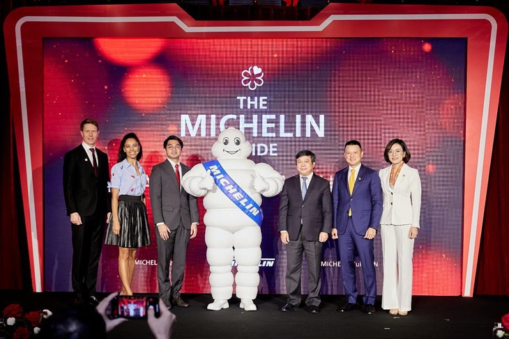 Lốp xe, ngôi sao và cuộc cách mạng ẩm thực - Ảnh 5. Lốp xe, ngôi sao và cuộc cách mạng ẩm thực - Ảnh 5.