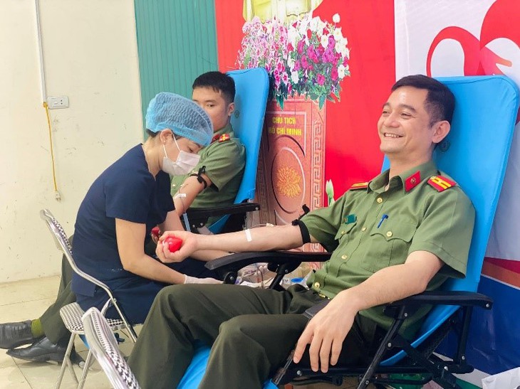 Nghệ An: Người đi hiến máu sẽ được nhận các gói xét nghiệm miễn phí- Ảnh 7.