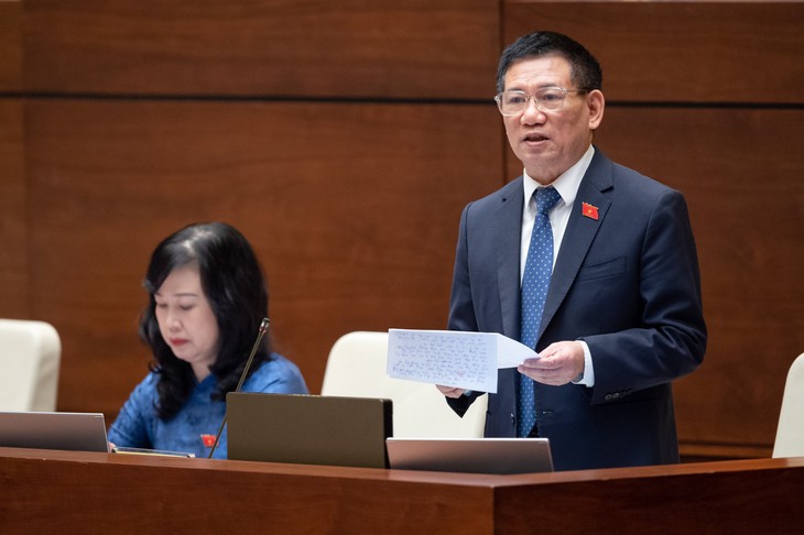Bộ trưởng Hồ Đức Phớc kể lại quá trình kiếm mì tôm chống đói tại sân bay khi chống dịch COVID-19 - Ảnh 2.