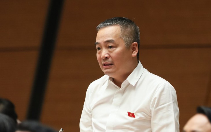 ĐBQH Nguyễn Lân Hiếu đề xuất thử nghiệm trạm y tế là phòng khám của trung tâm y tế huyện