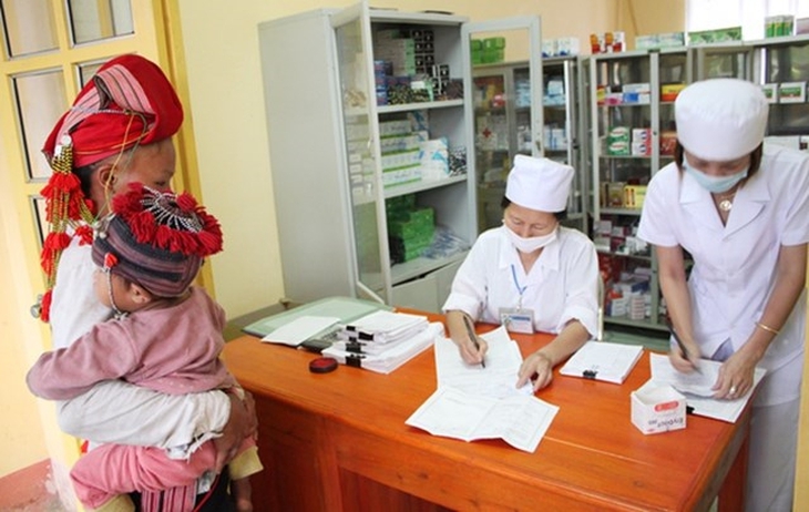 3 lý do khiến ĐBQH đề xuất chuyển COVID-19 từ bệnh truyền nhiễm nhóm A sang nhóm B và công bố hết dịch - Ảnh 4. 3 lý do khiến ĐBQH đề xuất chuyển COVID-19 từ bệnh truyền nhiễm nhóm A sang nhóm B và công bố hết dịch - Ảnh 4.