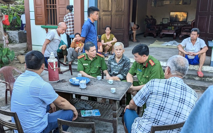 Thiếu tướng Đinh Văn Nơi chia sẻ mất mát với gia đình 2 cháu nhỏ thiệt mạng do đuối nước
