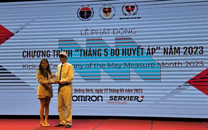 Hưởng ứng tháng 5 đo huyết áp cùng Omron Healthcare - Ảnh 1.