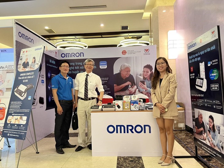 Hưởng ứng tháng 5 đo huyết áp cùng Omron Healthcare - Ảnh 2.