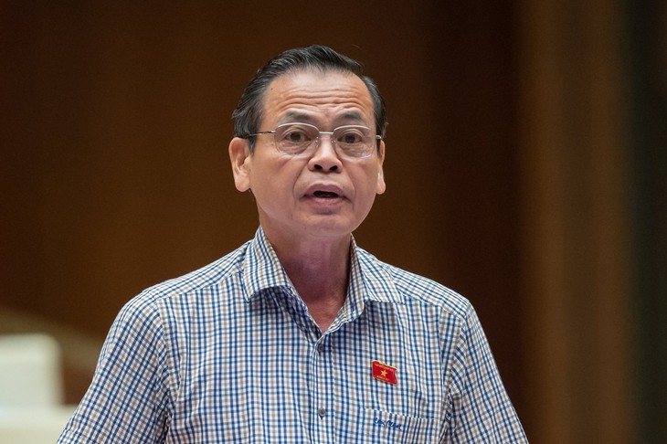 ĐBQH 'bốc thuốc, kê đơn' tại nghị trường để 'trị bệnh' những cán bộ sợ trách nhiệm, không dám làm - Ảnh 5.