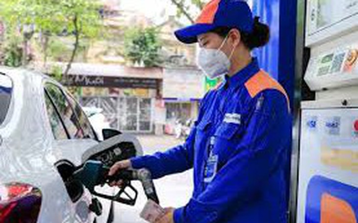 Giá xăng dầu ngày mai (1/6) tiếp tục tăng?