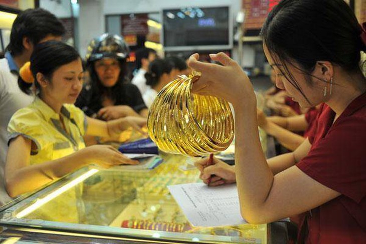 Giá vàng hôm nay (ngày 4/5): Tăng vùn vụt sau nghỉ lễ - Ảnh 1. Giá vàng hôm nay (ngày 4/5): Tăng vùn vụt sau nghỉ lễ - Ảnh 1.