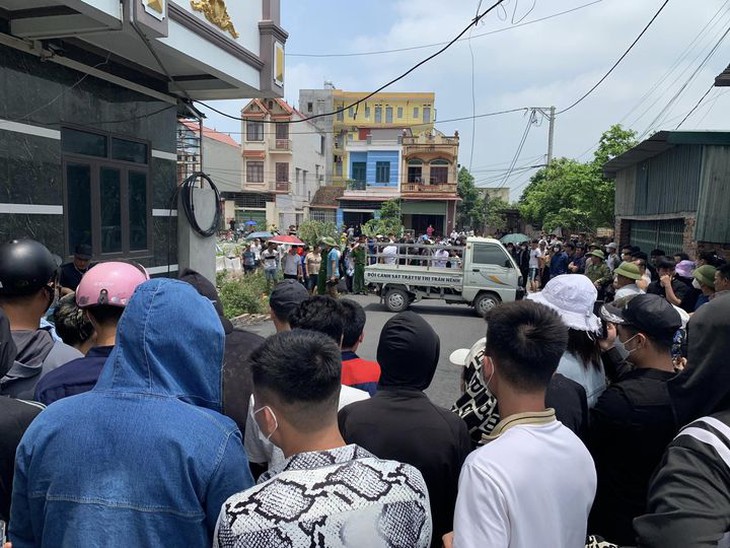 Điều tra vụ người đàn ông tử vong dưới cống - Ảnh 1.
