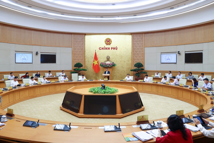 Xử lý vướng mắc mua sắm thuốc, trang thiết bị y tế là 1 trong 10 điểm nổi bật trong 4 tháng đầu năm - Ảnh 3. Xử lý vướng mắc mua sắm thuốc, trang thiết bị y tế là 1 trong 10 điểm nổi bật trong 4 tháng đầu năm - Ảnh 3.