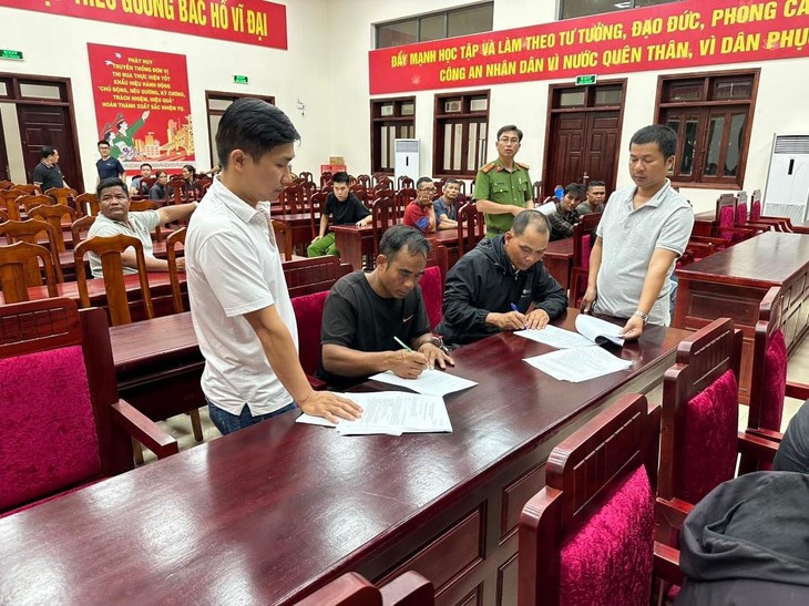 Tiếp tục khởi tố 9 đối tượng về hành vi hủy hoại tài sản - Ảnh 1. Tiếp tục khởi tố 9 đối tượng về hành vi hủy hoại tài sản - Ảnh 1.