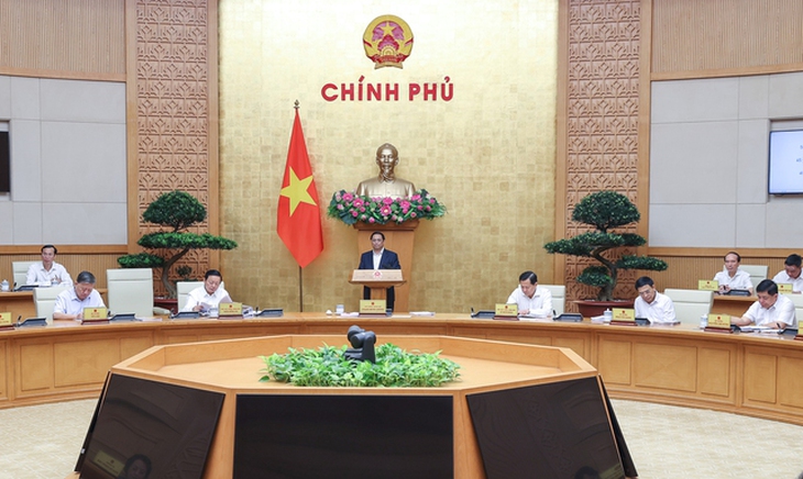 Thủ tướng: Giữ vững bình tĩnh, phản ứng nhanh, hiệu quả hơn để thúc đẩy công việc - Ảnh 1. Thủ tướng: Giữ vững bình tĩnh, phản ứng nhanh, hiệu quả hơn để thúc đẩy công việc - Ảnh 1.