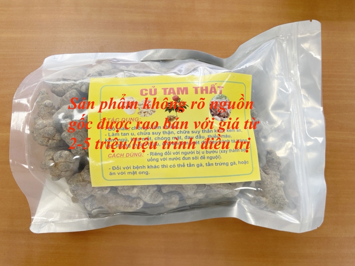Giả mạo Phó Giám đốc Bệnh viện Nội tiết TW bán thuốc chữa đái tháo đường, lừa đảo người bệnh - Ảnh 2. Giả mạo Phó Giám đốc Bệnh viện Nội tiết TW bán thuốc chữa đái tháo đường, lừa đảo người bệnh - Ảnh 2.