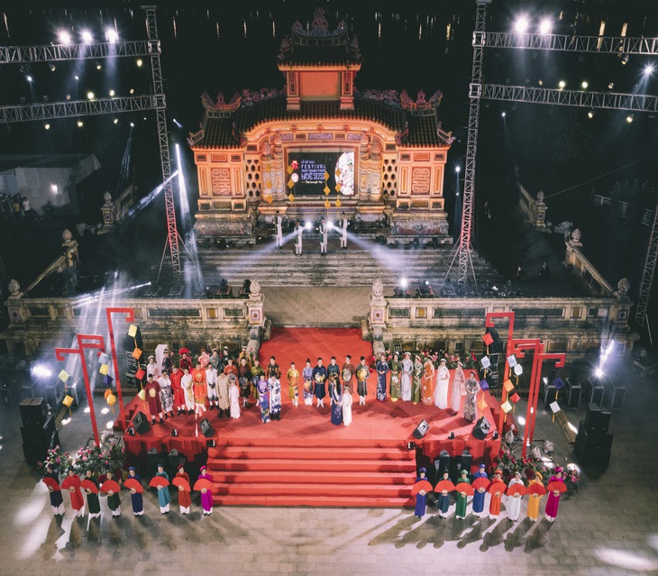 Bốn kỷ lục Việt Nam nào vừa được xác lập tại Festival nghề truyền thống Huế? - Ảnh 1. Bốn kỷ lục Việt Nam nào vừa được xác lập tại Festival nghề truyền thống Huế? - Ảnh 1.