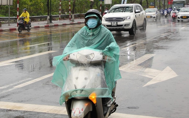 Chiều mai miền Bắc đón không khí lạnh, chấm dứt nắng nóng