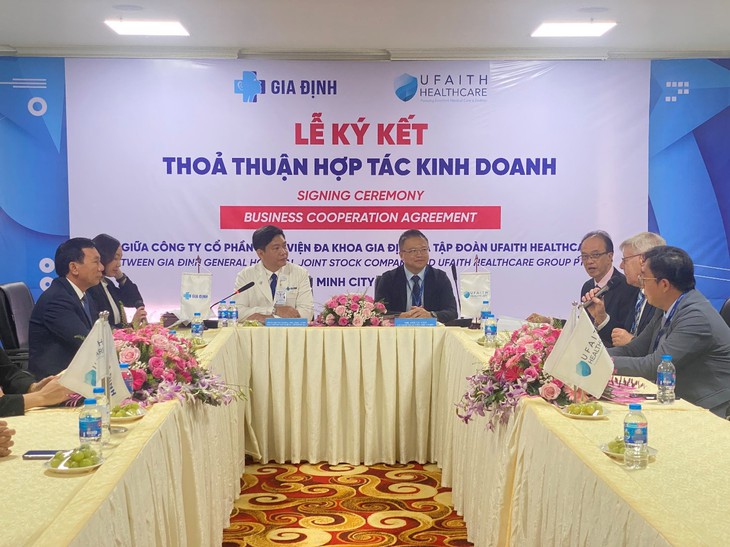 Lễ ký kết hợp đồng giữa Công ty Cổ phần Bệnh viện đa khoa Gia Định với Tập đoàn Y khoa Ufaith Healthcare Group nước Úc - Ảnh 3. Lễ ký kết hợp đồng giữa Công ty Cổ phần Bệnh viện đa khoa Gia Định với Tập đoàn Y khoa Ufaith Healthcare Group nước Úc - Ảnh 3.