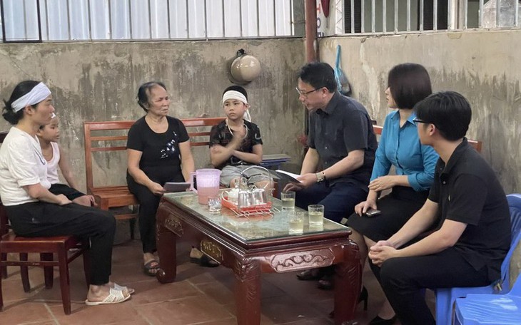 Vụ cô giáo bám bản gặp tai nạn tử vong: Đề nghị chuyển công tác cho người chồng