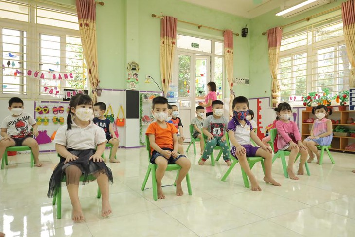 Học sinh các lớp đầu cấp đều tăng, Hà Nội giải bài toán thiếu trường lớp thế nào? - Ảnh 2. Học sinh các lớp đầu cấp đều tăng, Hà Nội giải bài toán thiếu trường lớp thế nào? - Ảnh 2.