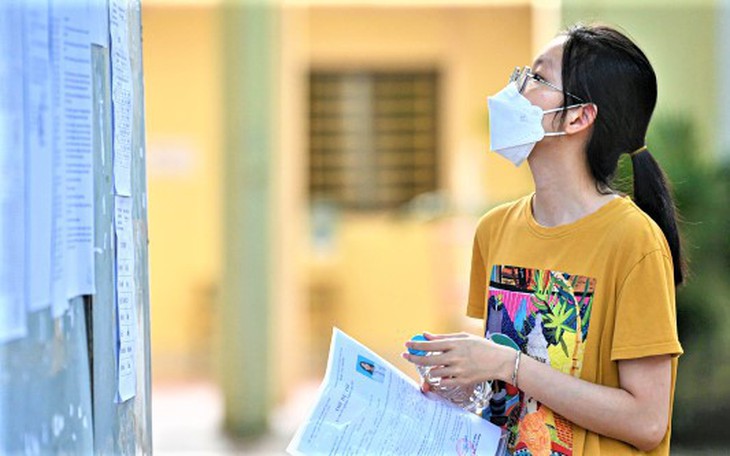 Tăng học phí - ‘rào cản’ với thí sinh có năng lực nhưng không đủ tiềm lực kinh tế