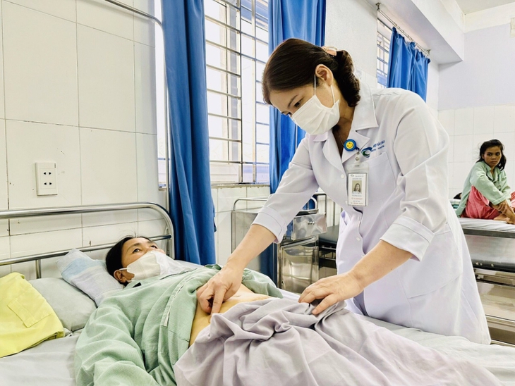 Không có dấu hiệu bất thường, người phụ nữ bị mắc ung thư cổ tử cung - Ảnh 1.