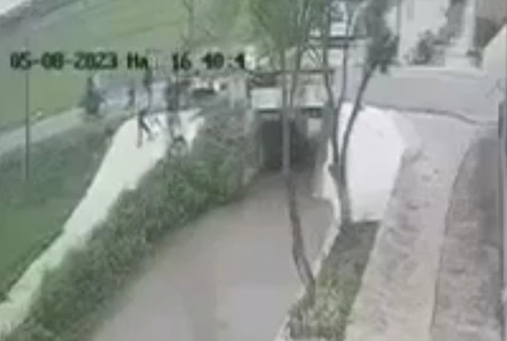 Vụ nam sinh bị bạn đâm tử vong: Kiểm soát, tháo gỡ mâu thuẫn học đường - Ảnh 1. Vụ nam sinh bị bạn đâm tử vong: Kiểm soát, tháo gỡ mâu thuẫn học đường - Ảnh 1.