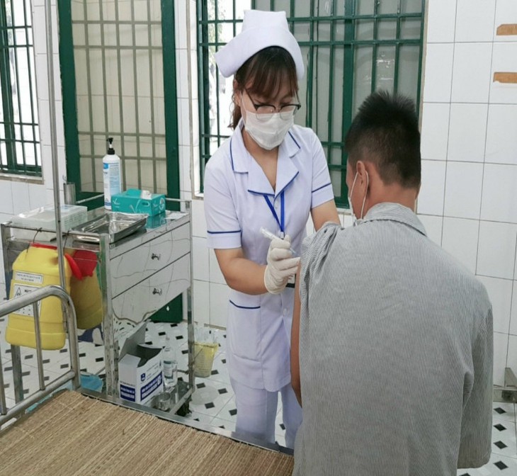 Nhọc nhằn làm điều dưỡng chăm bệnh nhân tâm thần - Ảnh 3.