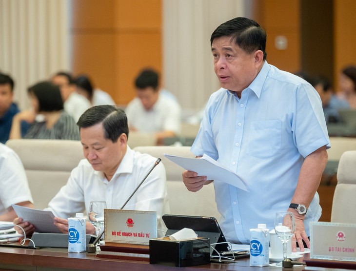 Tập trung phòng, chống, kiểm soát dịch bệnh để phục hồi, phát triển kinh tế - xã hội năm 2023 - Ảnh 2. Tập trung phòng, chống, kiểm soát dịch bệnh để phục hồi, phát triển kinh tế - xã hội năm 2023 - Ảnh 2.