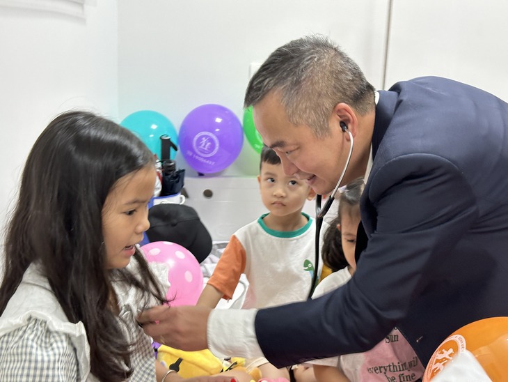 Thành lập khoa Nhi trực thuộc Bệnh viện Đại học y Hà Nội - Ảnh 1.