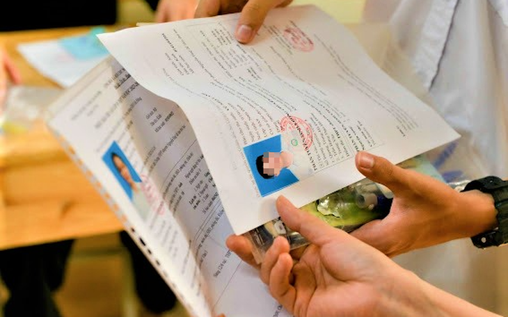 Khi nào Hà Nội sẽ xác minh 'đề Toán lớp 10 có câu khiến thí sinh hiểu lầm'?