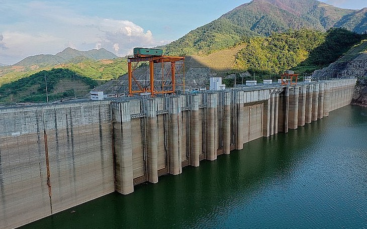 Lưu lượng nước về hồ thủy điện tăng so với ngày 9/6 nhưng vẫn thấp