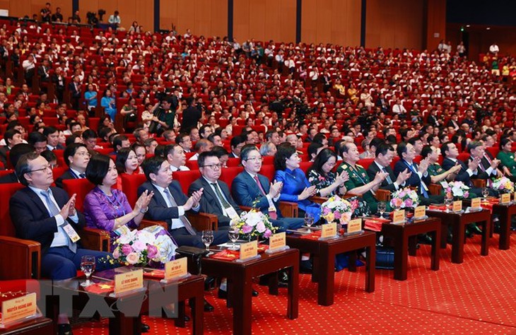 Mỗi điển hình tiên tiến lan tỏa ý thức trách nhiệm và sự cống hiến - Ảnh 6.