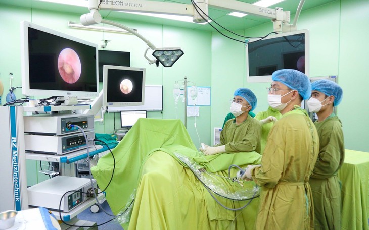 Bệnh viện ĐK TP Vinh, địa chỉ tin cậy của người bệnh trong phẫu thuật nội soi điều trị sỏi tiết niệu