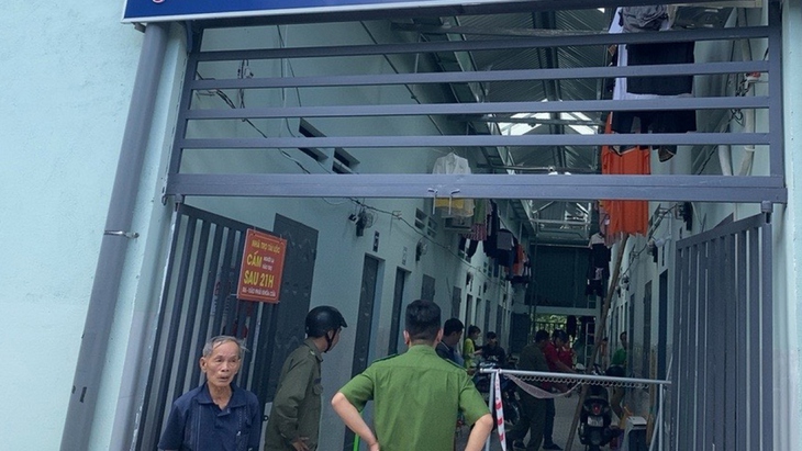 Đôi nam nữ tử vong trong căn phòng trọ khóa trái cửa ở Bình Dương - Ảnh 1. Đôi nam nữ tử vong trong căn phòng trọ khóa trái cửa ở Bình Dương - Ảnh 1.
