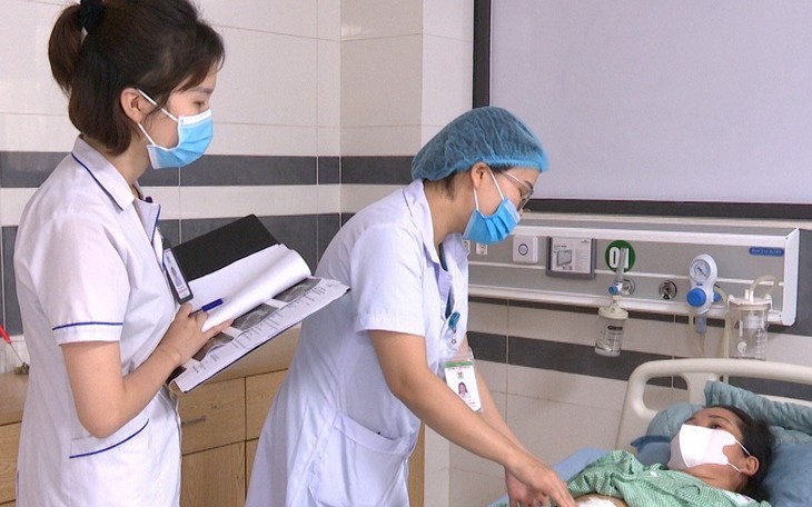 Cứu sống ca chửa ngoài tử cung, sốc vì mất máu nhiều