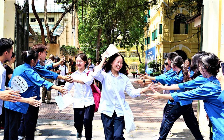 Địa phương nào đã công bố điểm thi vào lớp 10 năm học 2023-2024?