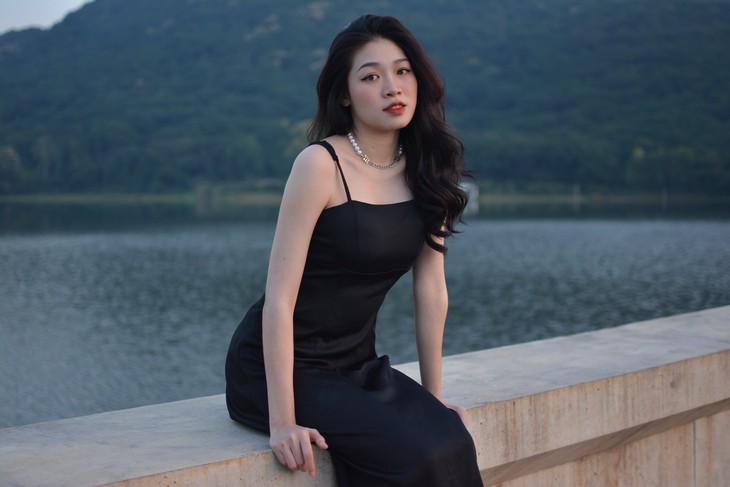 Nhan sắc xứ Thanh 'triệu view' giành Người đẹp truyền thông Miss World Vietnam 2023 là ai? - Ảnh 6. Nhan sắc xứ Thanh 'triệu view' giành Người đẹp truyền thông Miss World Vietnam 2023 là ai? - Ảnh 6.