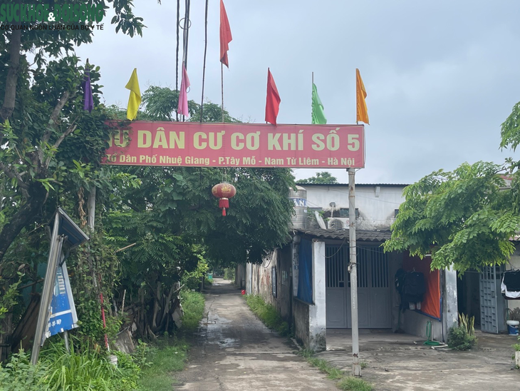 Hà Nội: Hàng chục hộ dân mỏi mòn sống cảnh 'ăn đậu ở nhờ' trên dự án 'treo' - Ảnh 1. Hà Nội: Hàng chục hộ dân mỏi mòn sống cảnh 'ăn đậu ở nhờ' trên dự án 'treo' - Ảnh 1.