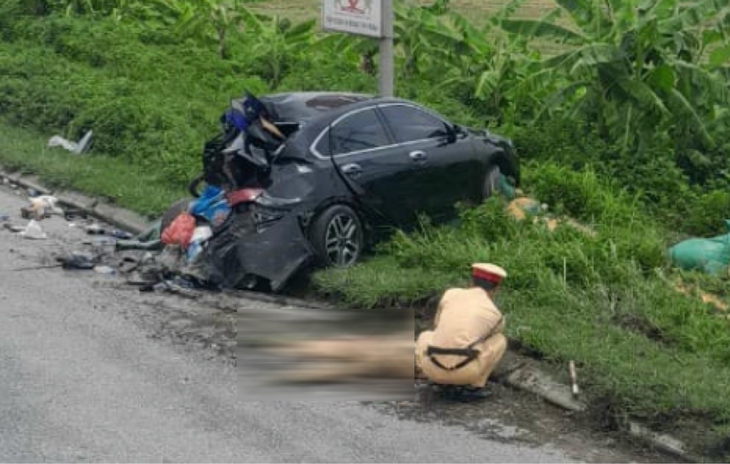 Công an Hà Nam thông tin vụ CSGT bị xe đầu kéo đâm tử vong - Ảnh 3. Công an Hà Nam thông tin vụ CSGT bị xe đầu kéo đâm tử vong - Ảnh 3.
