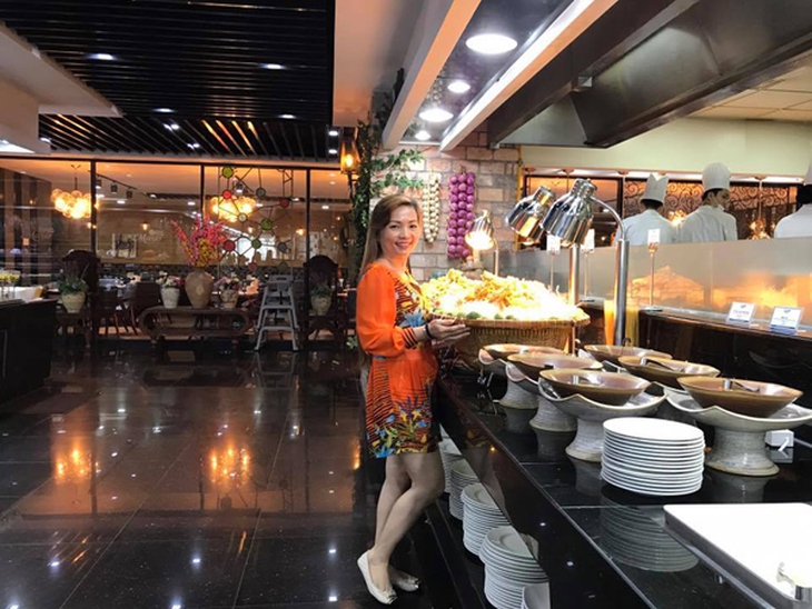 Thân thế người phụ nữ giàu có cho tiền Phan Hiển mua nhẫn tặng vợ ngày valentine - Ảnh 9.