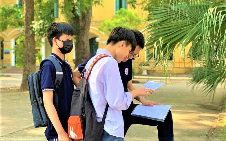 Thi lớp 10 Hà Nội: Đáp án và biểu điểm chi tiết từng môn