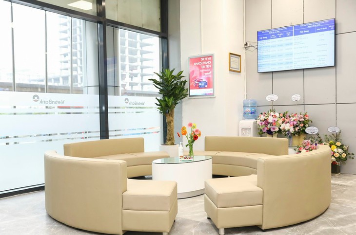 VietinBank Chi nhánh Thăng Long: Nâng cao chất lượng dịch vụ từ tâm- Chìa khóa tạo nên sự khác biệt - Ảnh 4. VietinBank Chi nhánh Thăng Long: Nâng cao chất lượng dịch vụ từ tâm- Chìa khóa tạo nên sự khác biệt - Ảnh 4.