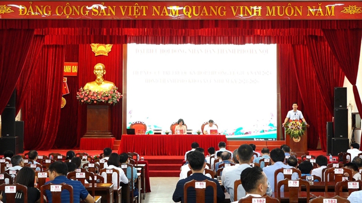 Bỏ ra cả tỷ đồng mua đất tại KĐT 10 năm nhưng không được xây nhà khiến cử tri tại Hà Nội bức xúc - Ảnh 2. Bỏ ra cả tỷ đồng mua đất tại KĐT 10 năm nhưng không được xây nhà khiến cử tri tại Hà Nội bức xúc - Ảnh 2.