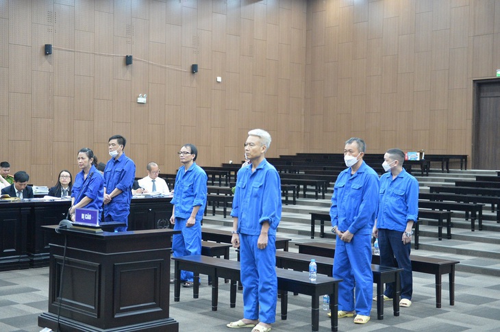 Hai cựu lãnh đạo lĩnh tổng cộng 13 năm tù, Cienco 1 nộp lại 120 tỷ đồng - Ảnh 1.
